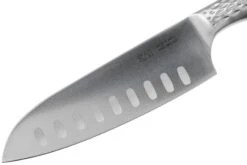 Kai Seki Magoroku Shoso Santoku Avec Alvéoles, 16,5 Cm -Les Couteaux Soldes KAAB 5157 03 kai seki magoroku shoso scaled