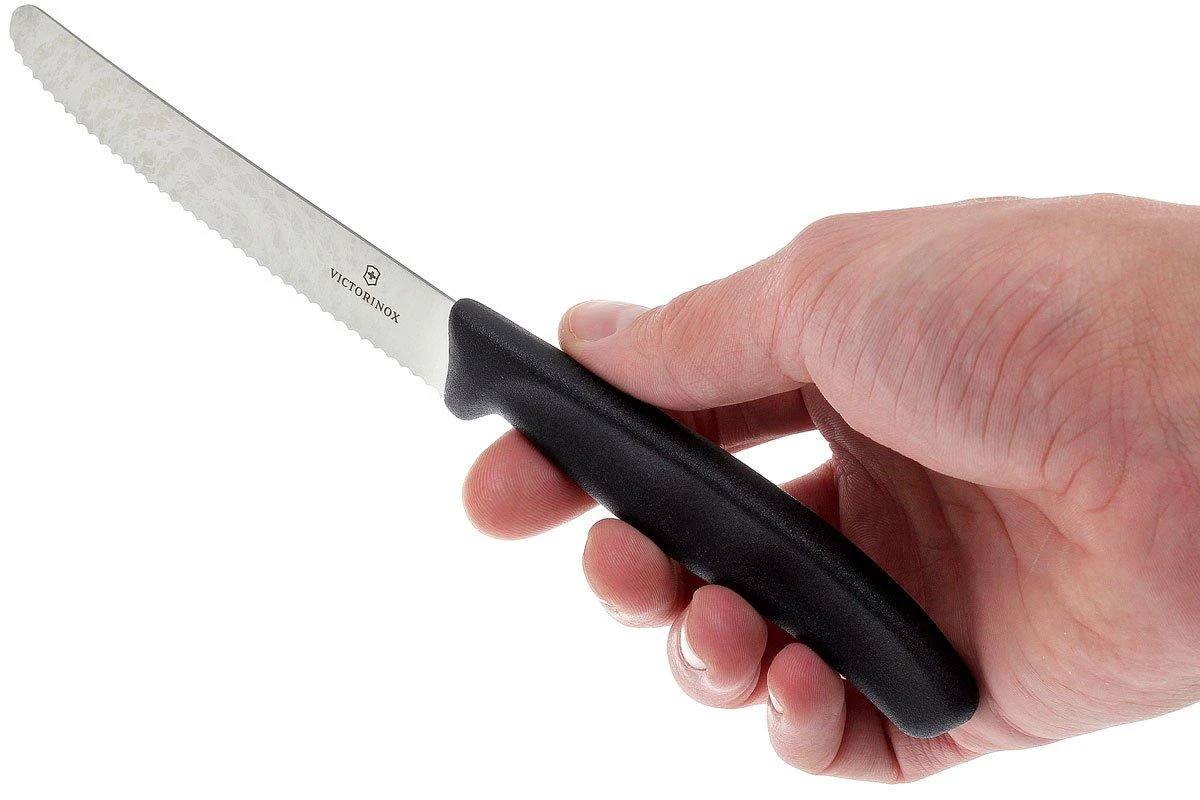 Victorinox SwissClassic Couteaux à Légumes Noir, Set De 3, 6.7113.3 4 Victorinox SwissClassic Couteaux à Légumes Noir, Set De 3, 6.7113.3 - Image 4