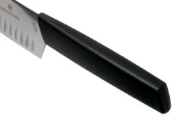 Victorinox Swiss Modern Santoku 17 Cm, Noir -Les Couteaux Soldes VT6 9053 17KB 05 victorinox scaled