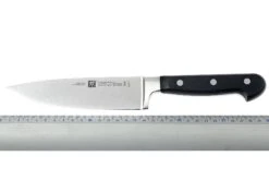 Zwilling - Professional « S » Couteau De Chef 16 Cm -Les Couteaux Soldes ZW31021 160 04 zwilling professional s 31021 160 koksmes d4