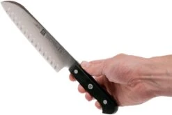 Zwilling Gourmet Santoku Avec Alvéoles 18 Cm, 36118-181-0 -Les Couteaux Soldes ZW36118 181 0 06 zwilling gourmet zw36118 181 0 06